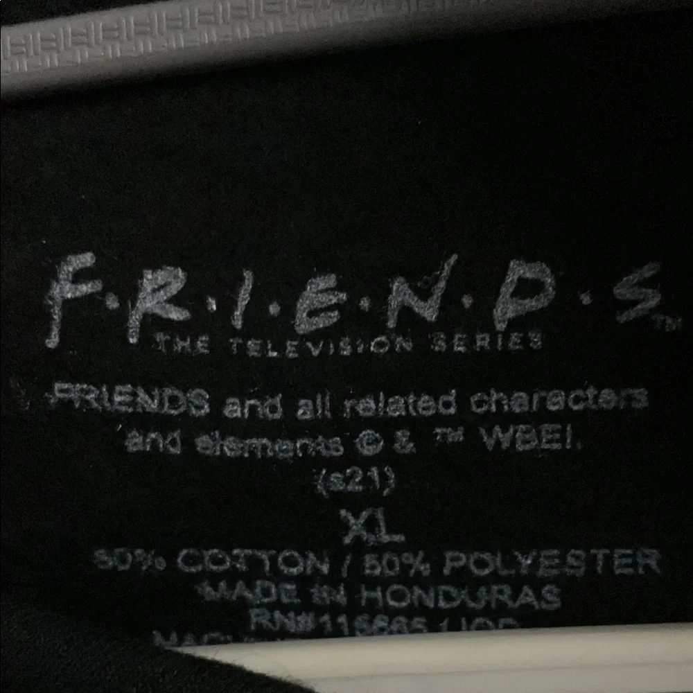 Universal Studios Friends Black Sweatshirt Hoodie - NWT - XL - Picture 2 of 3